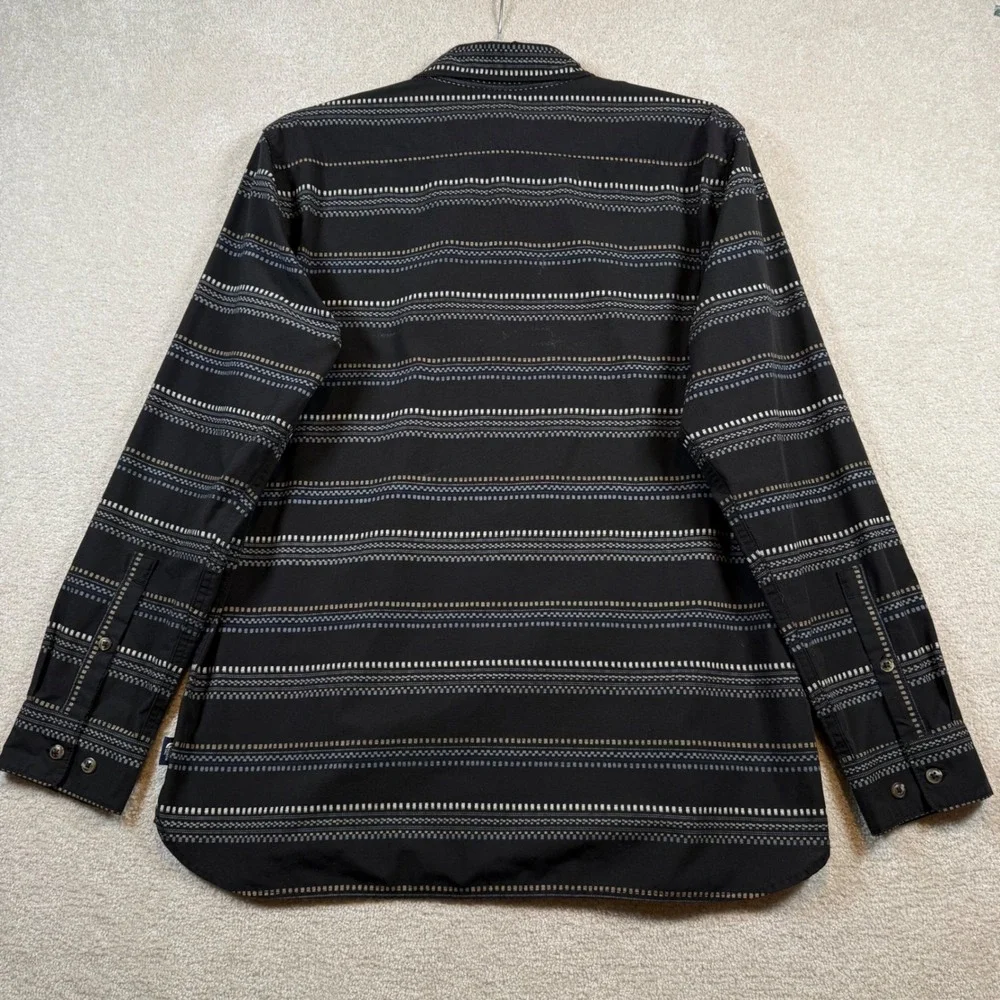 The North Face Mens Large Black Aztec Stripe Long Sleeve Button Up Shirt